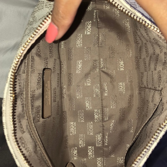 Michael Kors handbag - Picture 4 of 4